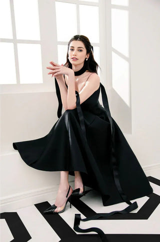 Elegant black cocktail dress with velvet choker and flare midi skirt, also available in wine red. Perfect for formal events, parties, and ball gown rental in Vienna.