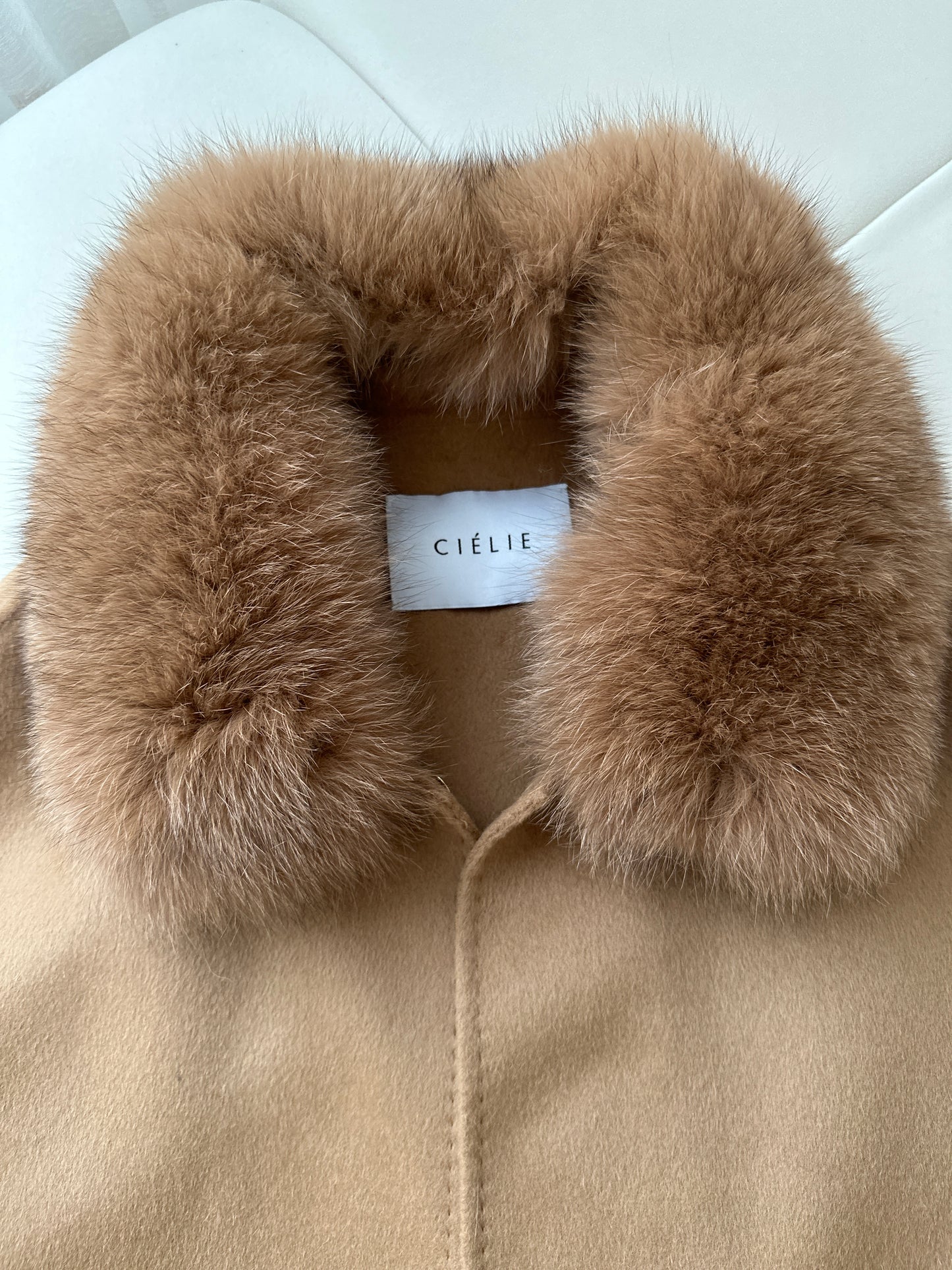 CAROL| Cashmere Fox Fur Cape - Cielie