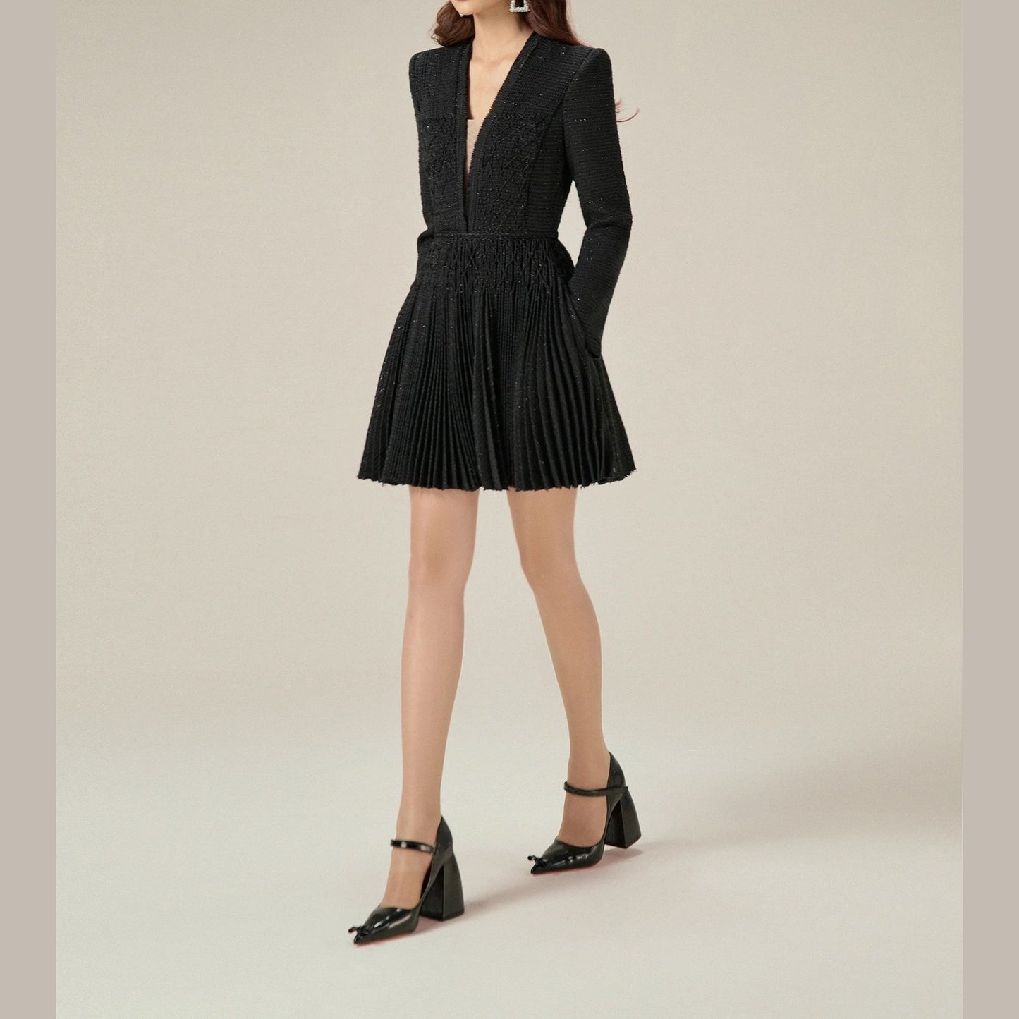 Mini dress black long sleeve shimmer. pleated skirt - Cielie