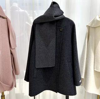 Elegant white cashmere wool jacket with matching scarf, designed for winter warmth and sophistication. White Cashmere Wool Jacket with scarf - Cielie Vienna grey