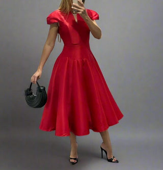 Elegant red midi dress with structured bodice and cap sleeves – Sabella front view