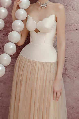 Seashell corset strapless dress with champagne tulle midi skirt – Maréa front view Midi Dress