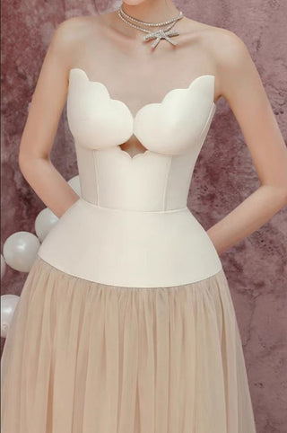 Seashell corset strapless dress with champagne tulle midi skirt – Maréa front view Midi Dress
