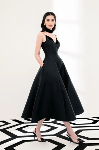 Elegant black cocktail dress with velvet choker and flare midi skirt, also available in wine red. Perfect for formal events, parties, and ball gown rental in Vienna.