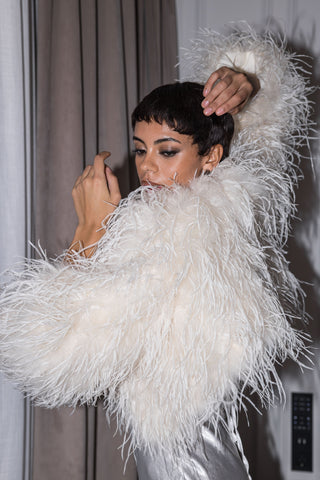 White ostrich feather bridal jacket for wedding dress – luxury ivory feather coat