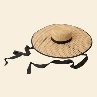 wiener geflecht hut sommerhut, strohhut, strawhat, summerhat Elegant Hat  This handcrafted hat combines timeless elegance with excellent sun protection, perfect for any occasion.  Keywords: Viennese straw weaving hat, 18 cm brim, summer hat, elegant hat, black strap, white strap, wide  - Cielie Vienna, elegant summer hat 